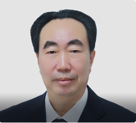 李伟