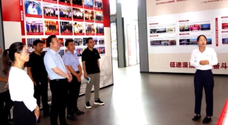 王氏集团宣传骨干赴卫华集团参观学习共促党建与企业文化发展